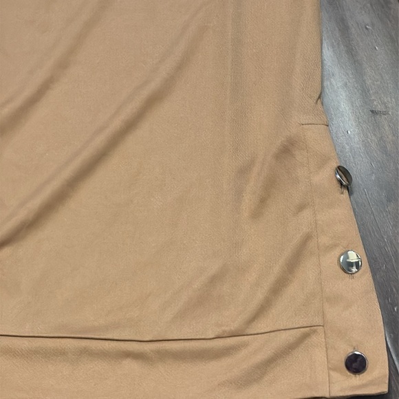 Long sleeve long tunic blouse with side shining button buttons- size medium/38 - Picture 2 of 5